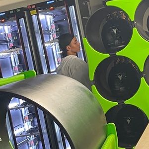 Meet your Posher, Alan